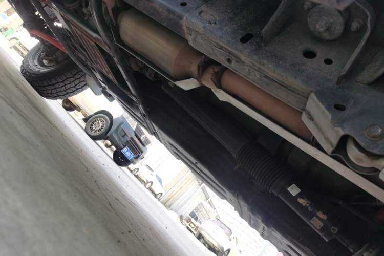 Used Jeep Wrangler 2019 2.0T Rubicon Four-Door Version China VI Emission Standard Chassis Rear Left