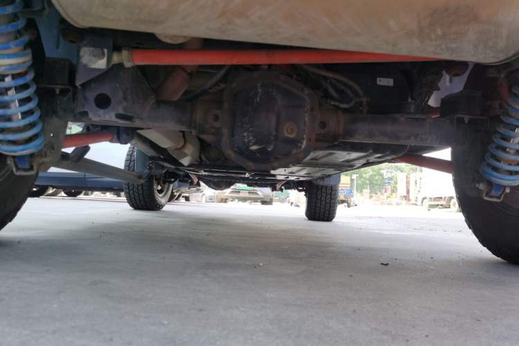 Used Jeep Wrangler 2019 2.0T Rubicon Four-Door Version China VI Emission Standard Chassis Rear