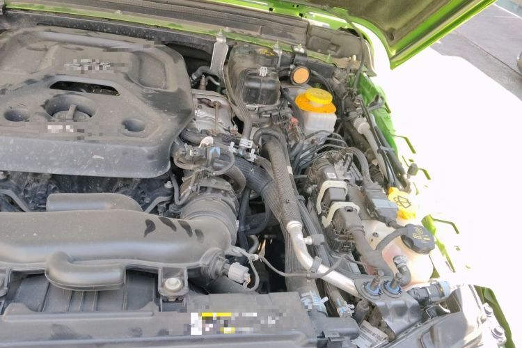 Used Jeep Wrangler 2019 2.0T Sahara 4-Door Version China V Standard Engine Bay Left