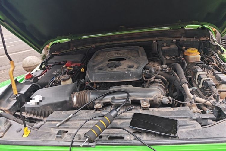 Used Jeep Wrangler 2019 2.0T Rubicon Four-Door Version China VI Emission Standard Engine Bay