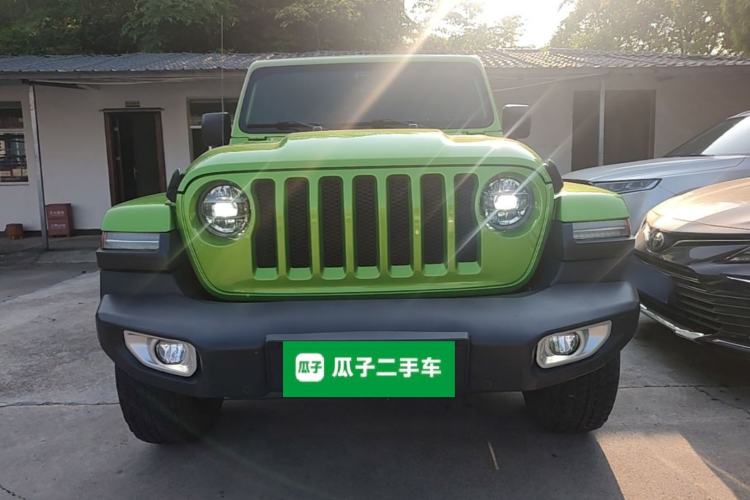 Used Jeep Wrangler 2019 2.0T Sahara Four-Door Version China VI Emission Standard Front