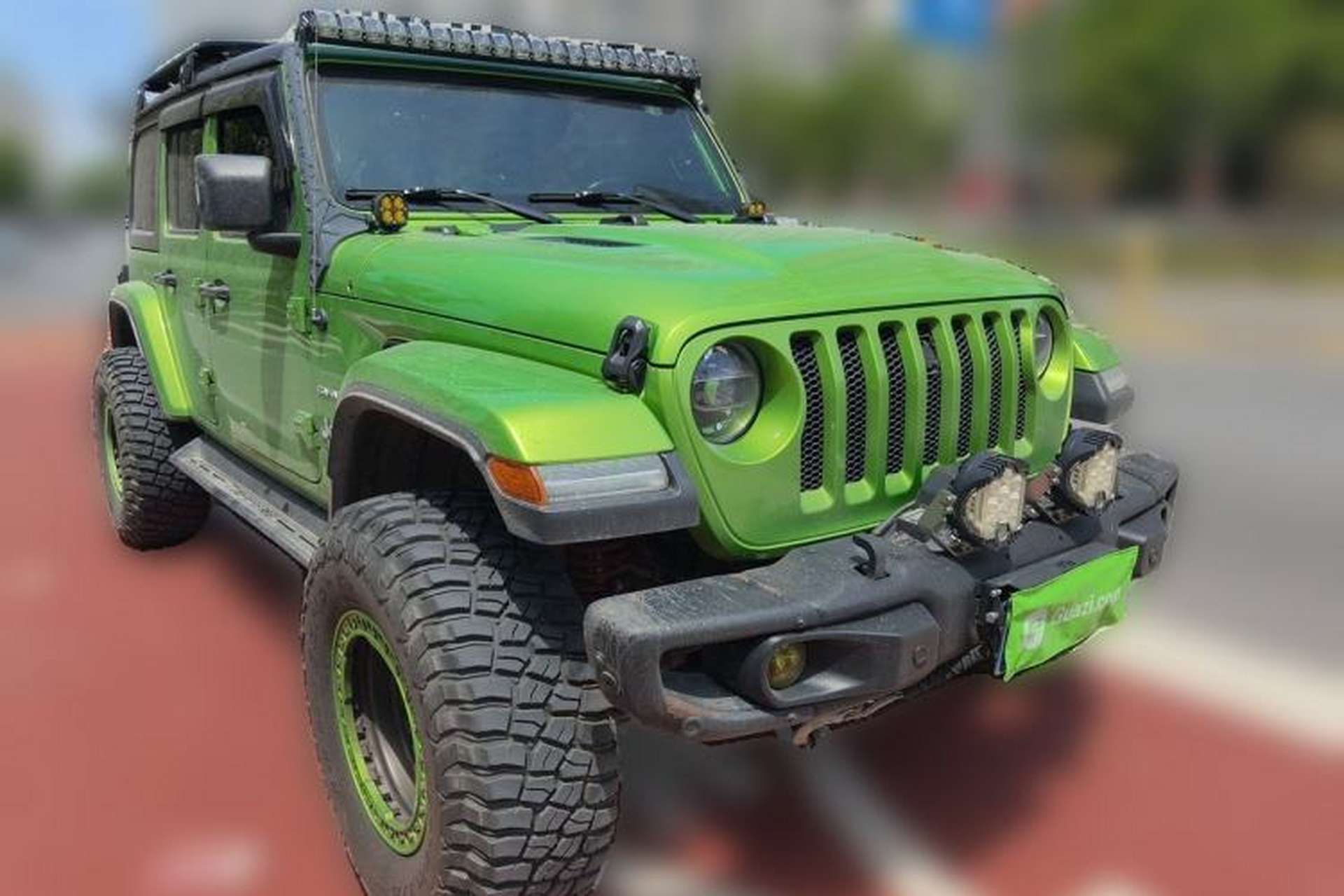 Used Jeep Wrangler 2019 2.0T Sahara Four-Door Version China VI Emission Standard Front Right 45 Deg