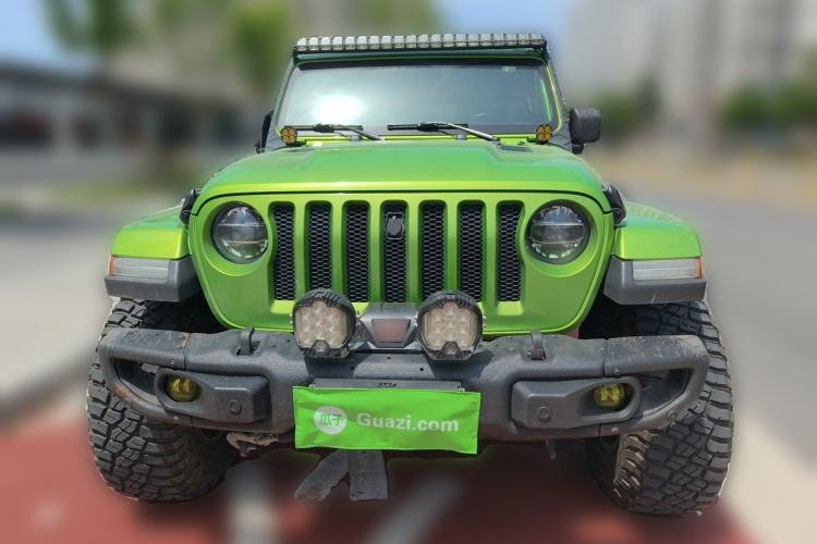 Used Jeep Wrangler 2019 2.0T Sahara Four-Door Version China VI Emission Standard Front