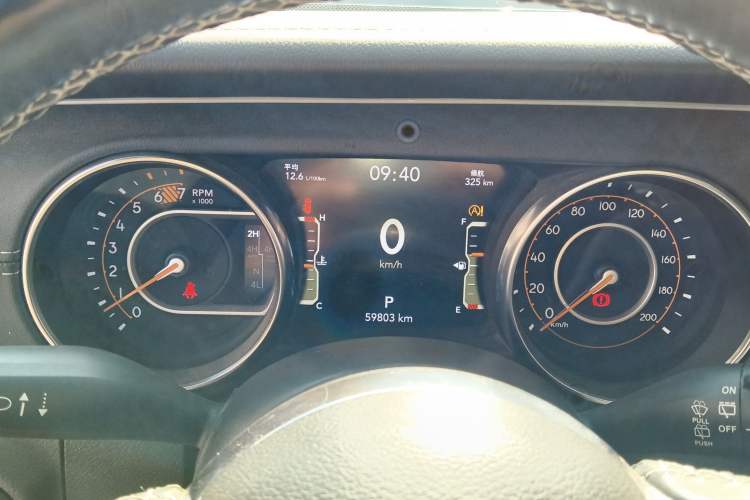 Used Jeep Wrangler 2019 2.0T Sahara Four-Door Version China VI Emission Standard Instrument Cluster