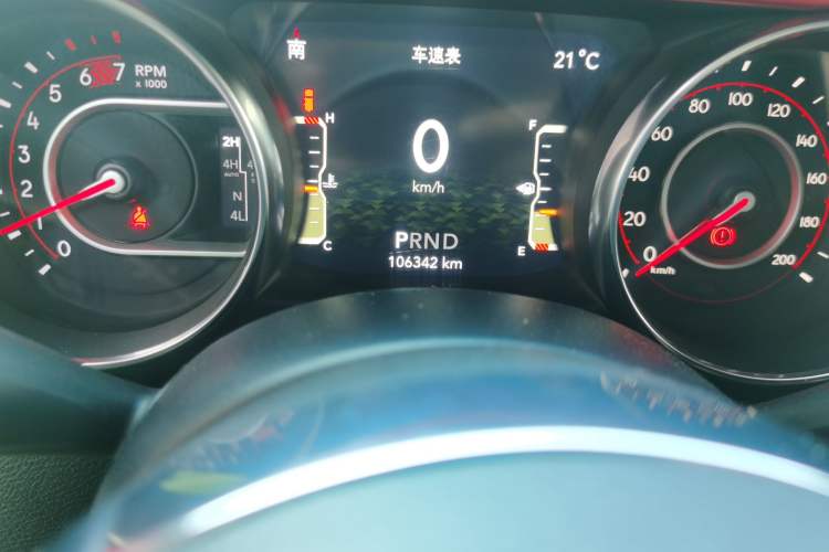 Used Jeep Wrangler 2019 2.0T Rubicon Four-Door Version China VI Emission Standard Odometer Close Up