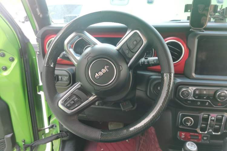 Used Jeep Wrangler 2019 2.0T Rubicon Four-Door Version China VI Emission Standard Steering Wheel