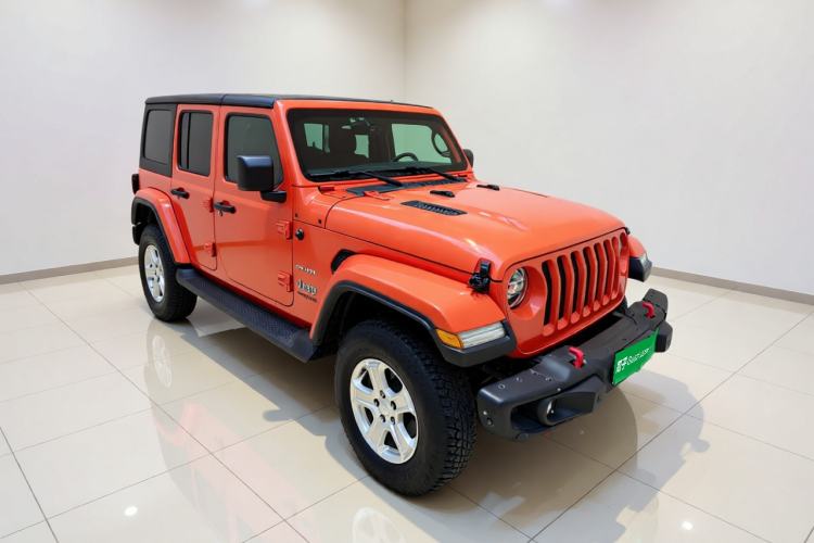 Used Jeep Wrangler 2019 2.0T Sahara Four-Door Version China VI Emission Standard Front Right 45 Deg