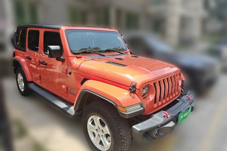 Used Jeep Wrangler 2019 2.0T Sahara Four-Door Electric Convertible Version China V Emission Standard Front Right 45 Deg