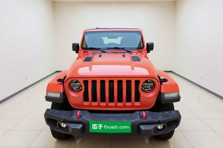 Used Jeep Wrangler 2019 2.0T Sahara Four-Door Version China VI Emission Standard Front