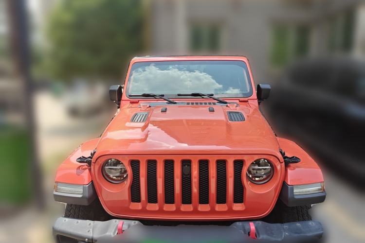 Used Jeep Wrangler 2019 2.0T Sahara Four-Door Electric Convertible Version China V Emission Standard Front