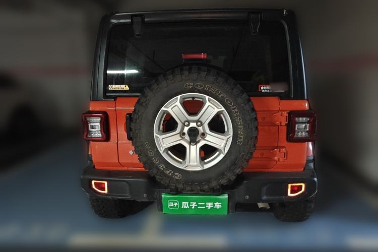 Used Jeep Wrangler 2019 2.0T Sahara Four-Door Version China VI Emission Standard Rear