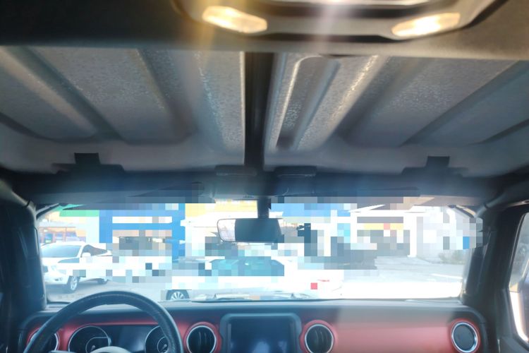 Used Jeep Wrangler 2019 2.0T Rubicon Four-Door Version China VI Emission Standard Headliner