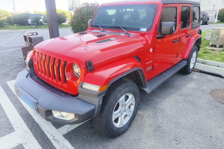 Used Jeep Wrangler 2019 2.0T Sahara Four-Door Version China VI Emission Standard Guazi used car, China used car export, Used car for sale, Used cars, Cheapest cars for sale