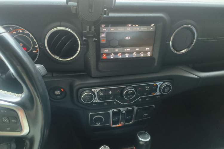 Used Jeep Wrangler  Audio And AC Panel