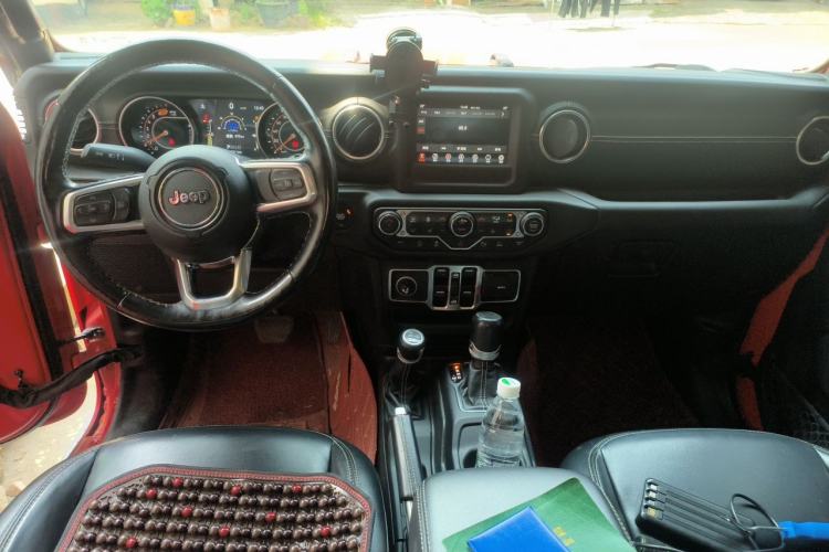 Used Jeep Wrangler  Center Console