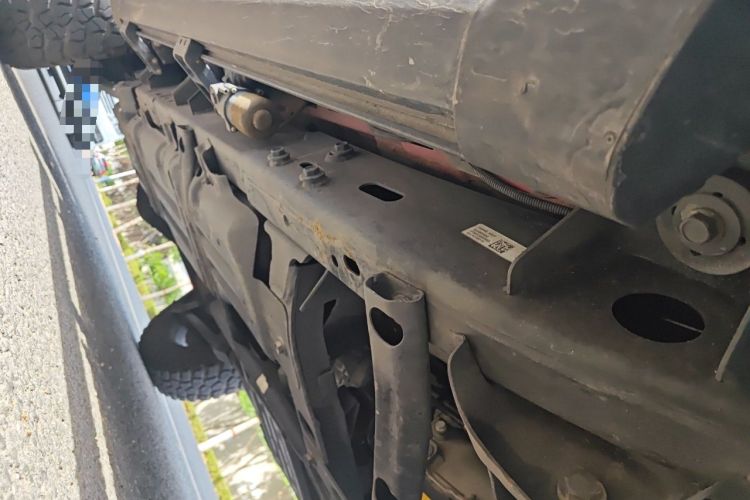 Used Jeep Wrangler 2019 2.0T Rubicon Four-Door Version China VI Emission Standard Chassis Front Right