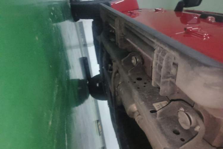 Used Jeep Wrangler 2019 2.0T Sahara Four-Door Version China VI Emission Standard Chassis Rear Left