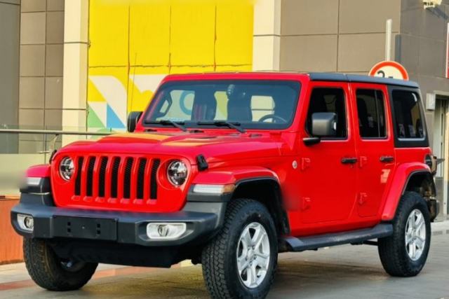 Used Jeep Wrangler 2019 2.0T Sahara Four-Door Version China VI Emission Standard
