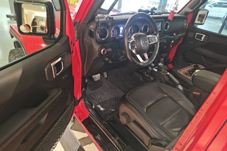 Used Jeep Wrangler 2019 2.0T Sahara 4-Door Version China V Standard Driver Seat