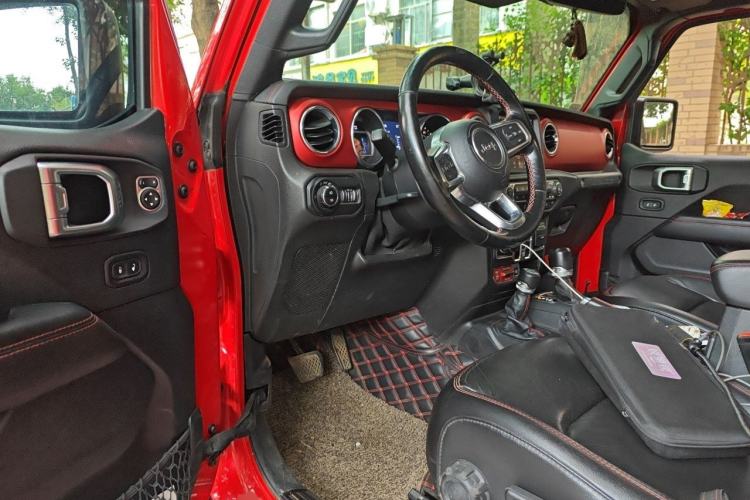 Used Jeep Wrangler 2019 2.0T Rubicon Four-Door Version China V Emission Standard Driver Seat