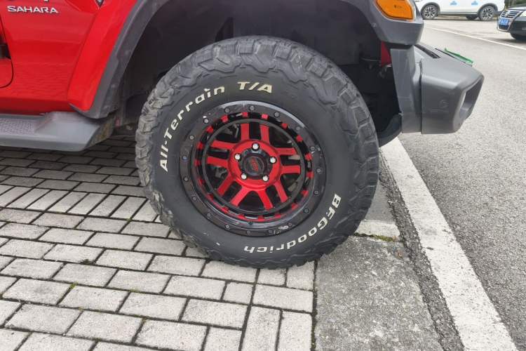 Used Jeep Wrangler 2019 2.0T Sahara Four-Door Version China VI Emission Standard Exterior 7