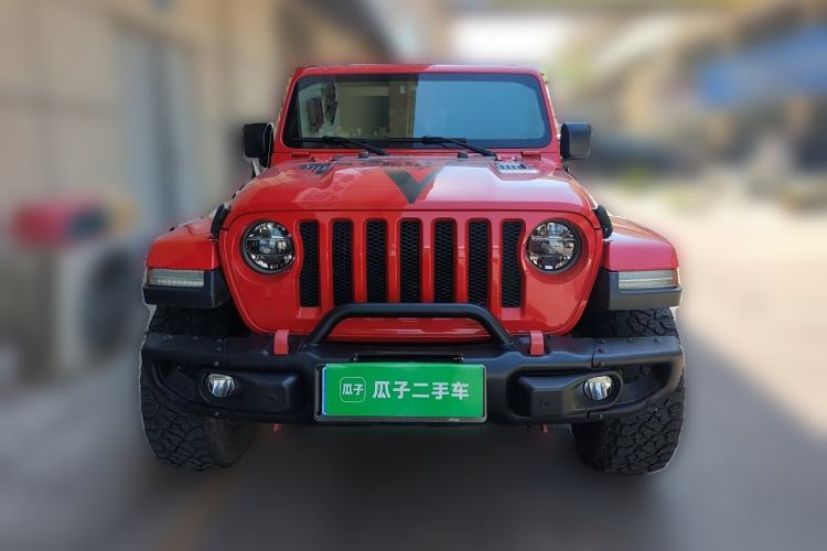 Used Jeep Wrangler 2019 2.0T Sahara Four-Door Version China VI Emission Standard Front