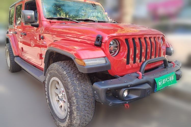 Used Jeep Wrangler 2019 2.0T Sahara Four-Door Version China VI Emission Standard Front Right 45 Deg