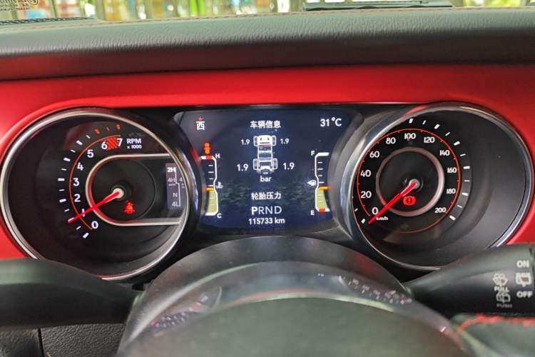 Used Jeep Wrangler 2019 2.0T Rubicon Four-Door Version China V Emission Standard Instrument Cluster