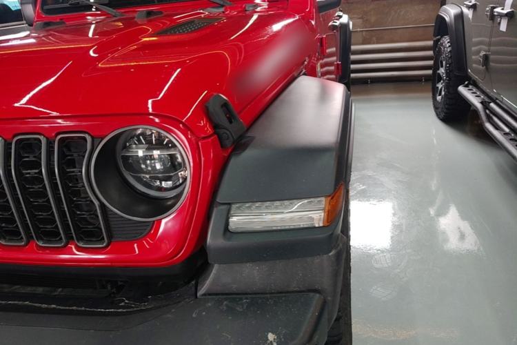 Used Jeep Wrangler 2019 2.0T Rubicon Four-Door Version China VI Emission Standard Left Front Headlight