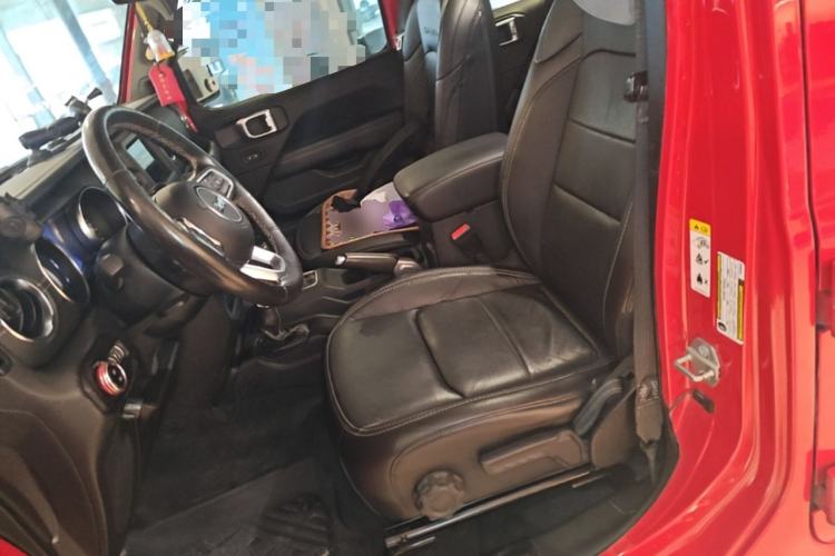 Used Jeep Wrangler 2019 2.0T Sahara 4-Door Version China V Standard Left Front Seat