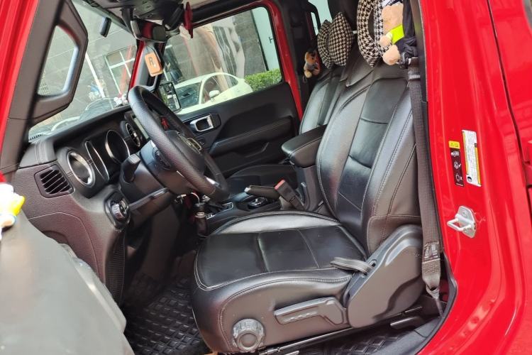 Used Jeep Wrangler 2019 2.0T Sahara 4-Door Version China V Standard Left Front Seat