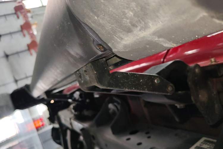 Used Jeep Wrangler 2019 2.0T Rubicon Four-Door Version China VI Emission Standard Left Side Sill
