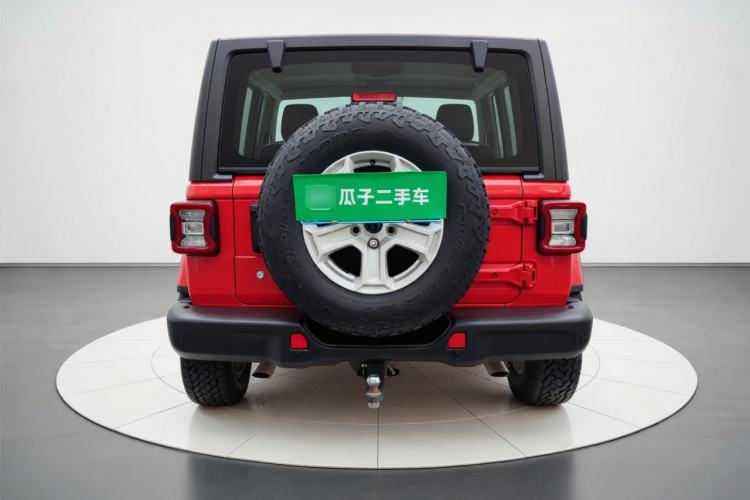 Used Jeep Wrangler 2019 2.0T Sahara Four-Door Version China VI Emission Standard Rear