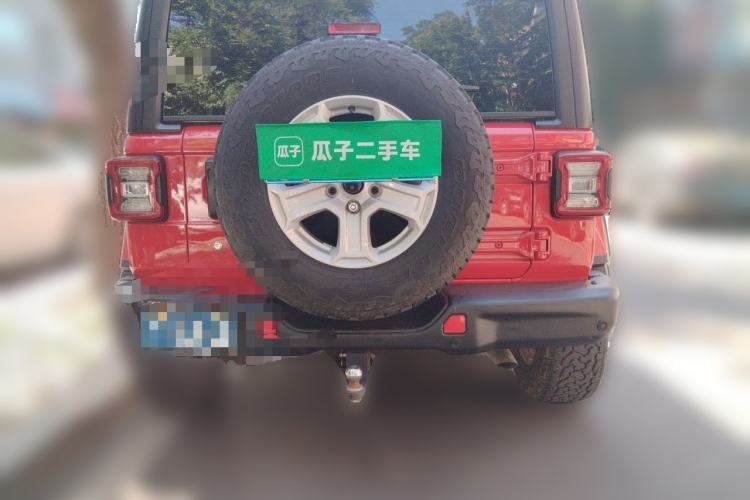 Used Jeep Wrangler 2019 2.0T Sahara Four-Door Version China VI Emission Standard Rear