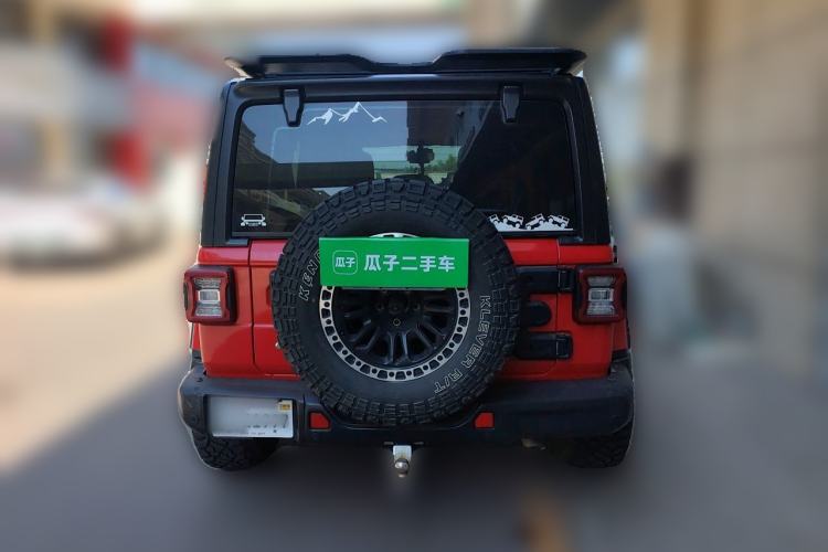 Used Jeep Wrangler 2019 2.0T Sahara Four-Door Version China VI Emission Standard Rear