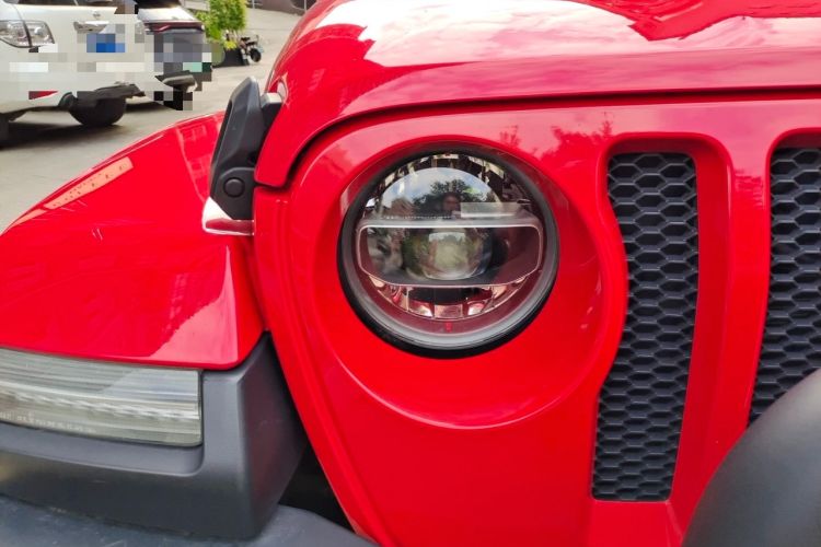 Used Jeep Wrangler 2019 2.0T Sahara 4-Door Version China V Standard Right Front Headlight