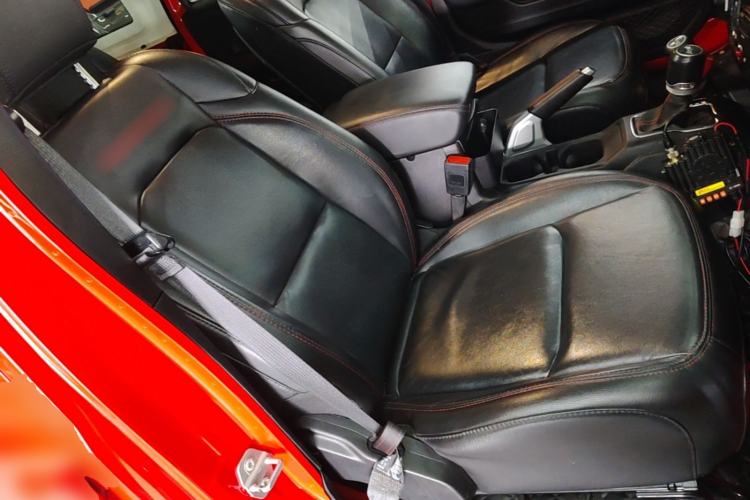 Used Jeep Wrangler 2019 2.0T Rubicon Four-Door Version China VI Emission Standard Right Front Seat