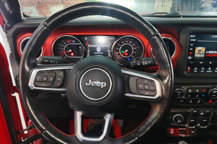 Used Jeep Wrangler 2019 2.0T Rubicon Four-Door Version China VI Emission Standard Steering Wheel