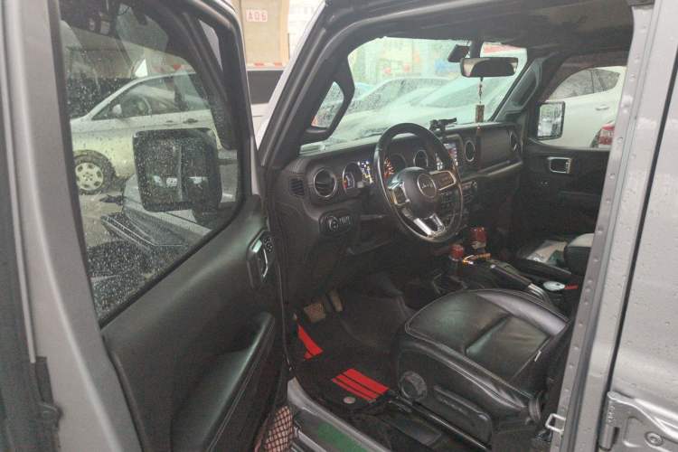 Used Jeep Wrangler 2019 2.0T Sahara Four-Door Prestige Edition China V Standard Driver Seat
