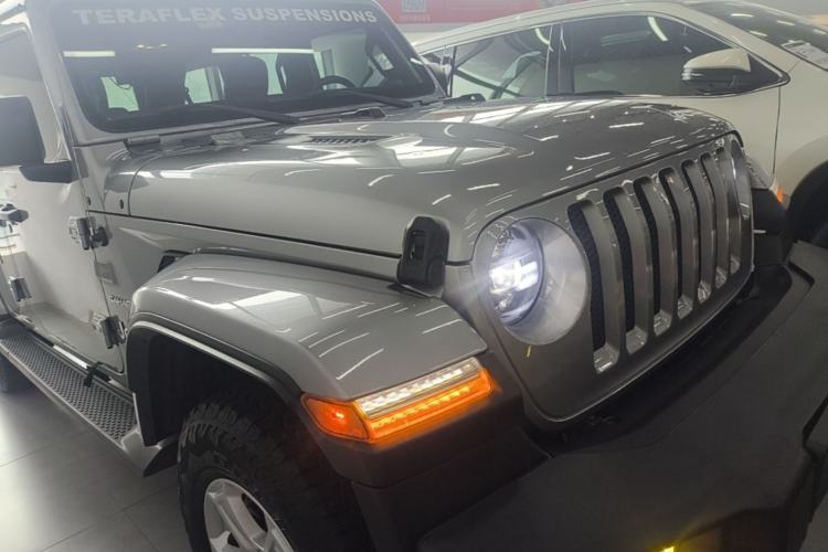 Used Jeep Wrangler 2019 2.0T Sahara Four-Door Version China VI Emission Standard Exterior 1