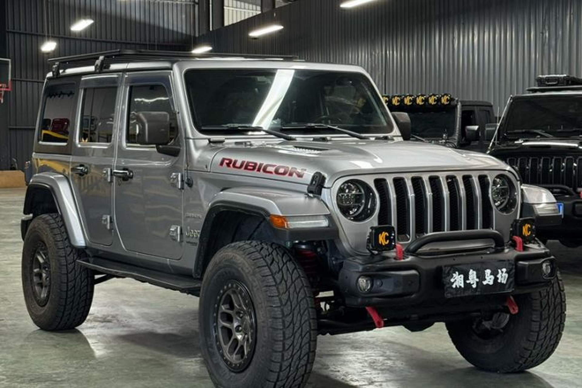 Used Jeep Wrangler 2019 2.0T Sahara Four-Door Version China VI Emission Standard Exterior 2