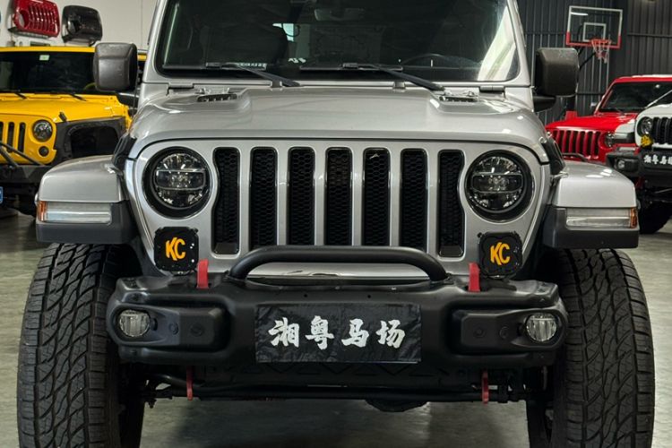 Used Jeep Wrangler 2019 2.0T Sahara Four-Door Version China VI Emission Standard Exterior 5