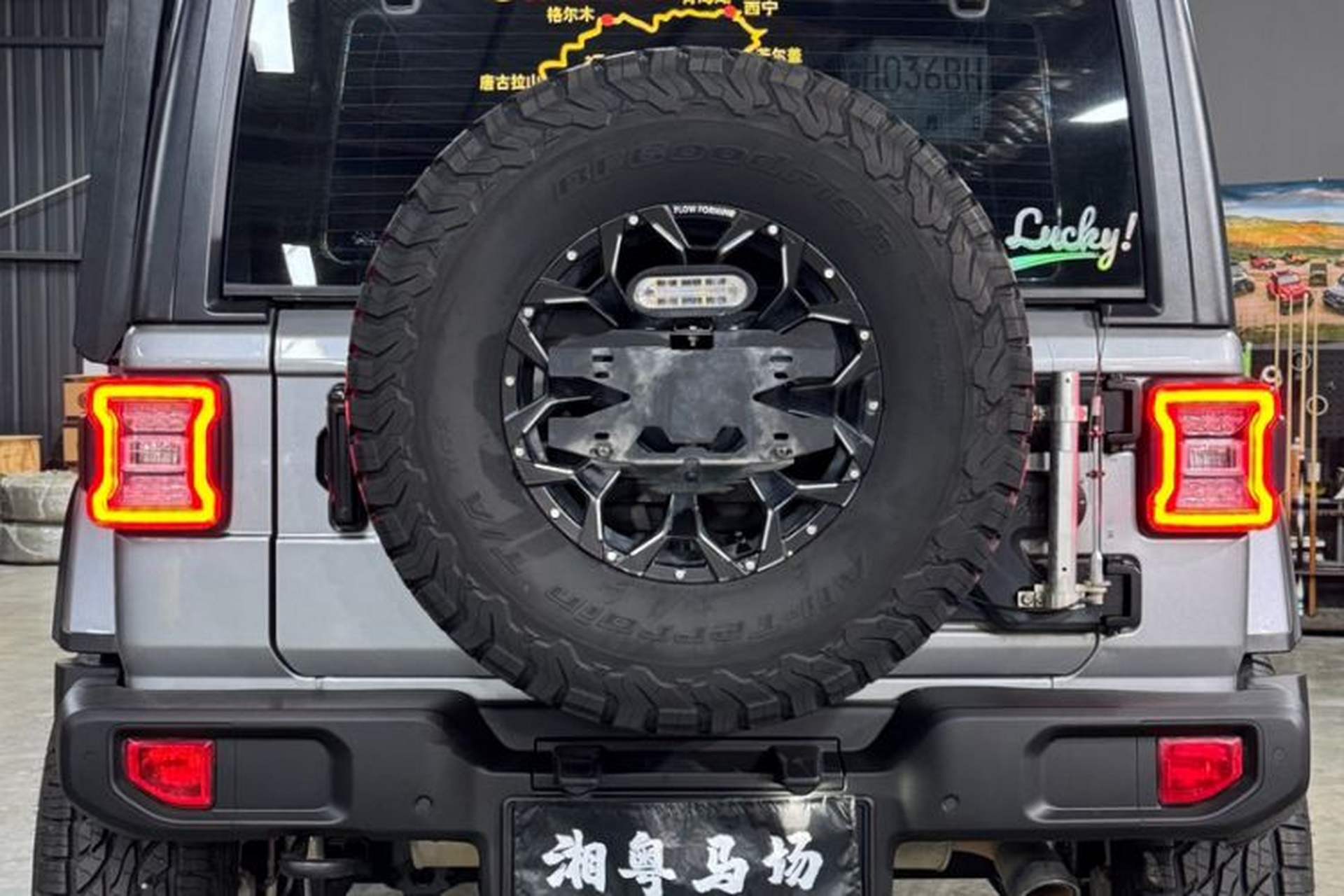 Used Jeep Wrangler 2019 2.0T Sahara Four-Door Version China VI Emission Standard Exterior 6