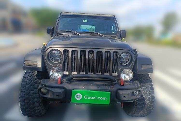Used Jeep Wrangler 2019 2.0T Sahara Two-Door Version China VI Emission Standard Front