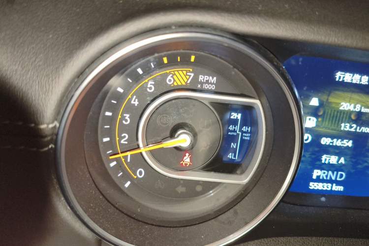 Used Jeep Wrangler 2019 2.0T Sahara Four-Door Version China VI Emission Standard Instrument Cluster