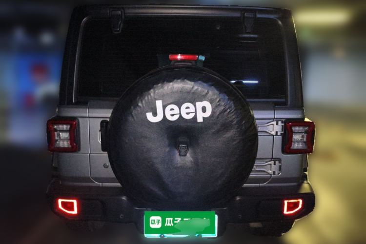 Used Jeep Wrangler 2019 2.0T Sahara Four-Door Version China VI Emission Standard Rear