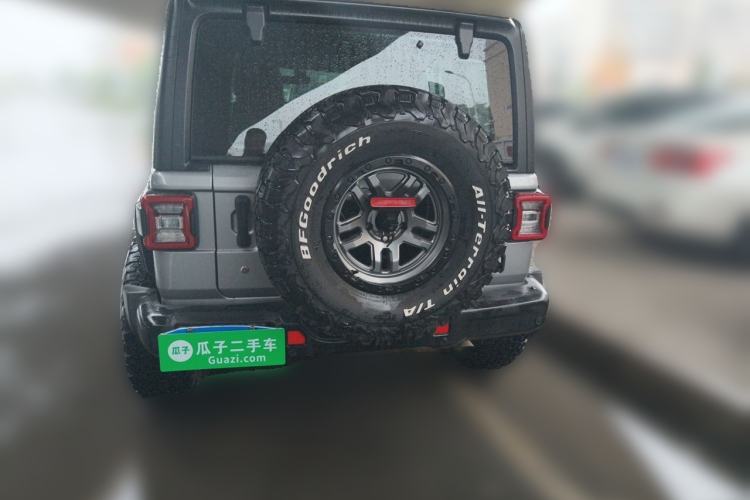 Used Jeep Wrangler 2019 2.0T Sahara Four-Door Prestige Edition China V Standard Rear