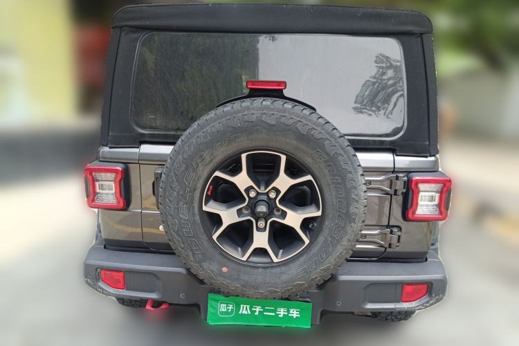 Used Jeep Wrangler 2019 2.0T Sahara 4-Door Version China V Standard Rear
