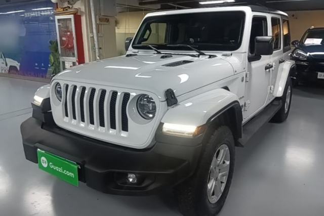 Used Jeep Wrangler 2019 2.0T Sahara Four-Door Version China VI Emission Standard