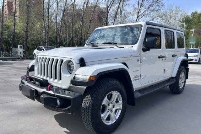 Used Jeep Wrangler 2019 2.0T Sahara Four-Door Version China VI Emission Standard